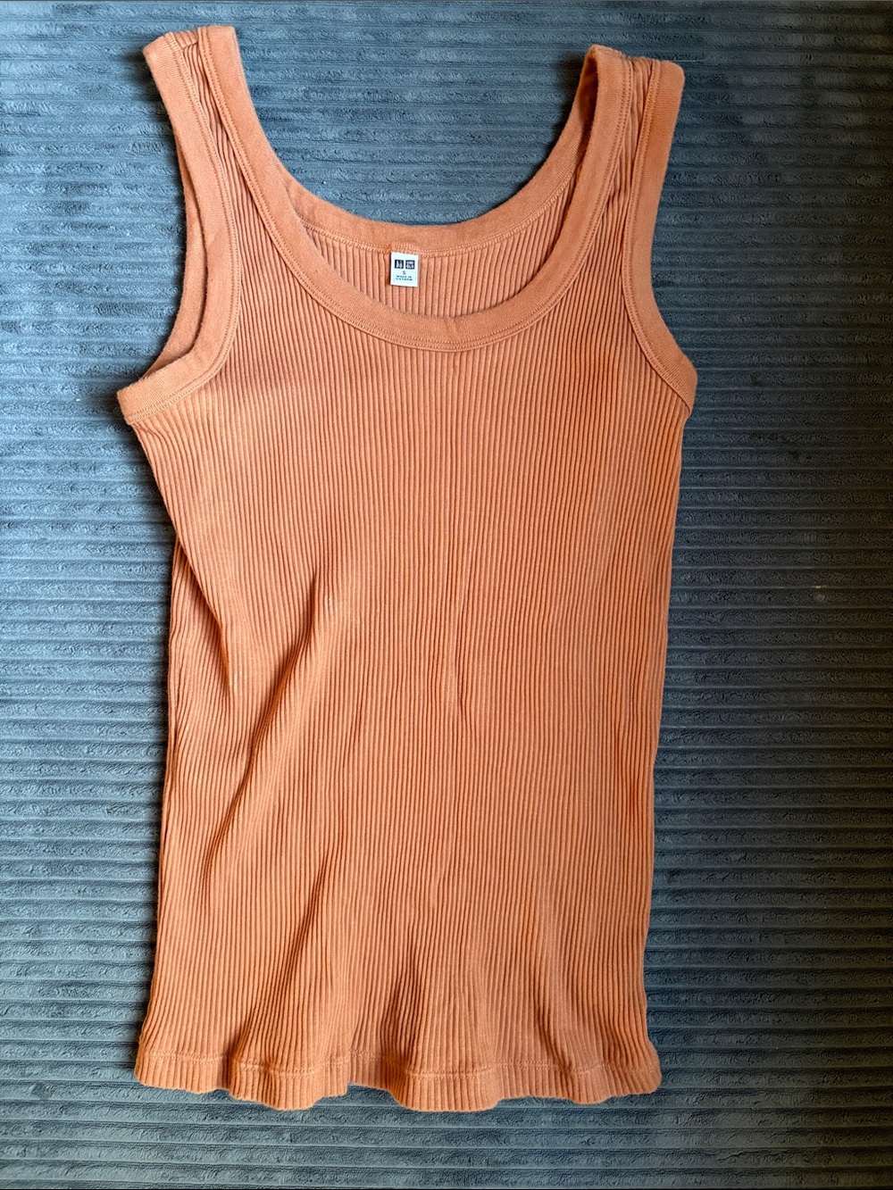 Uniqlo Ribbed Tank Top - Rust - Picture 2 of 3